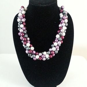 Ladies necklace